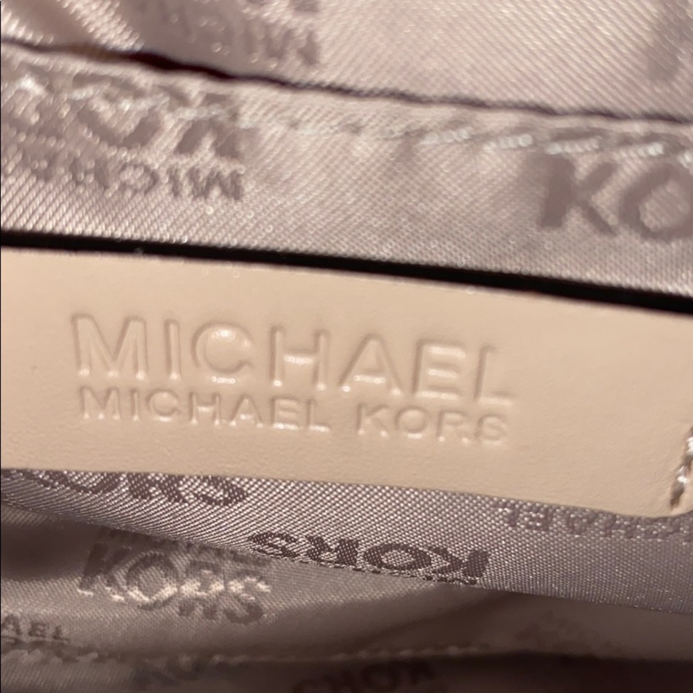Michael Kors White and Tan Satchel - Picture 6 of 15